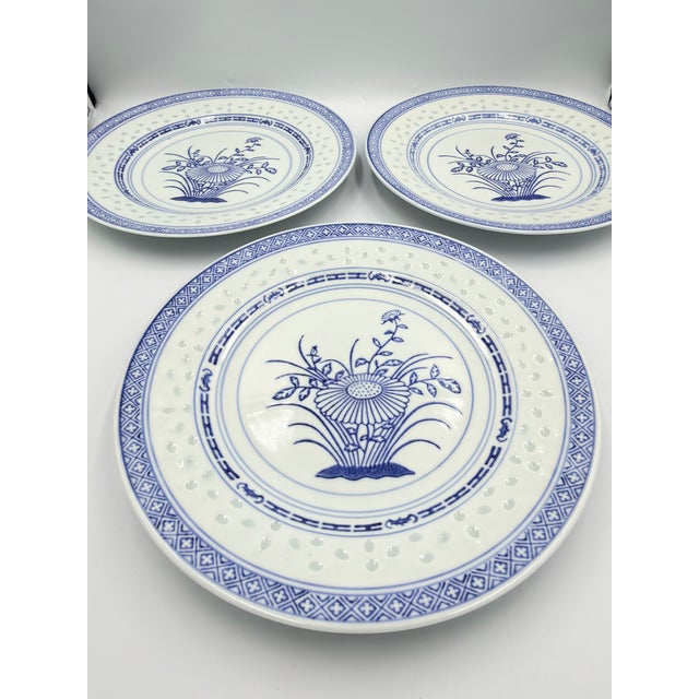 Ceramic Vintage Jingdezhen Rice Grain Dinner Plates 10" Set of 3 Chrysanthemum Porcelain For Sale - Image 7 of 7