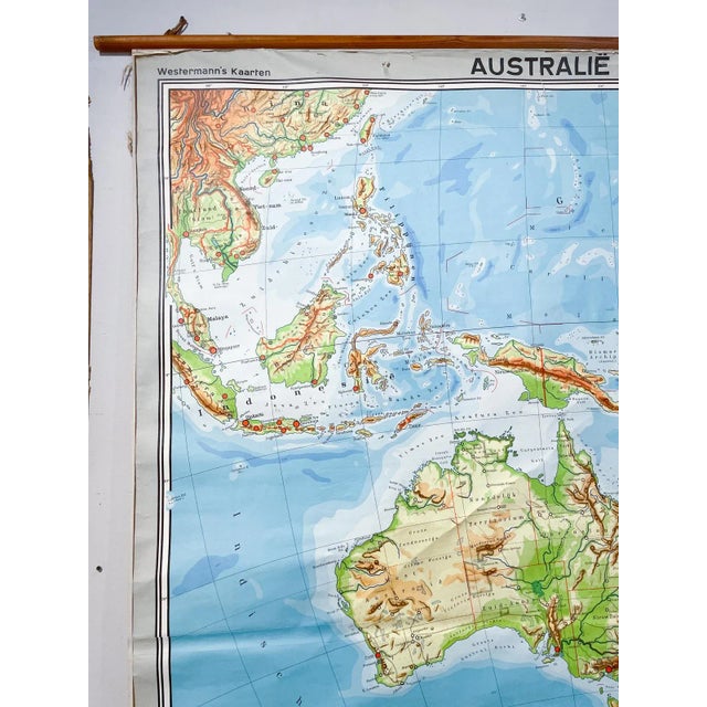 Mid-Century Dutch Topographical Wall Map of Australia and Oceania on Linen For Sale - Image 4 of 13