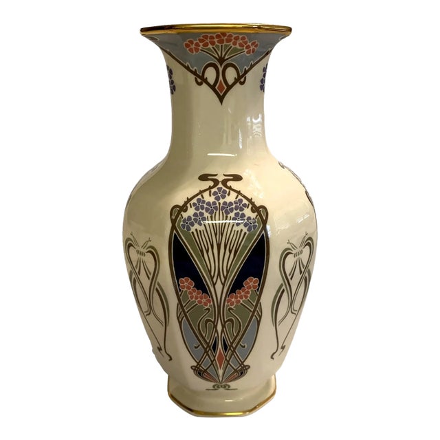 Vintage MCM Mason's Ironstone Hand Painted Lanthe Design Vase For Sale