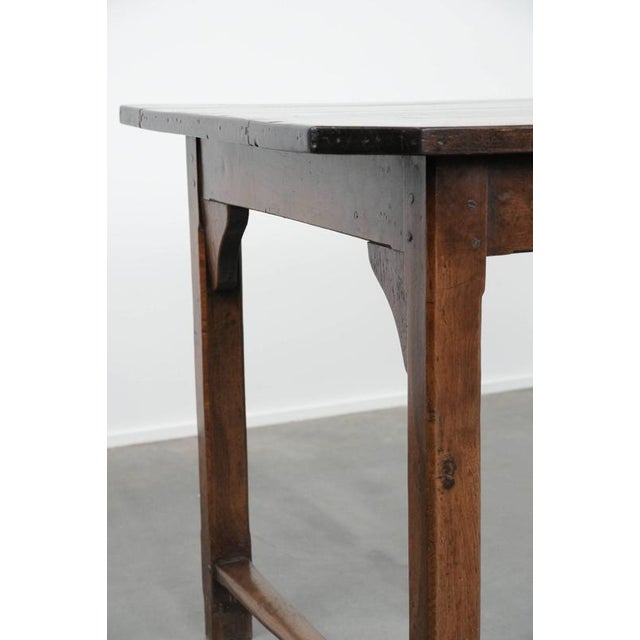 Antique Early 19th Century French Dining Table in Oak For Sale - Image 14 of 16