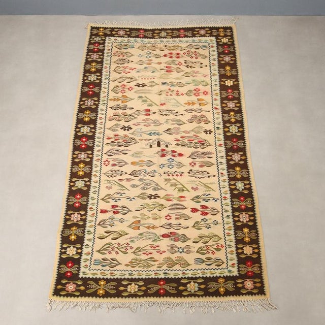 Middle Eastern Kilim Rug in Wool For Sale - Image 3 of 9