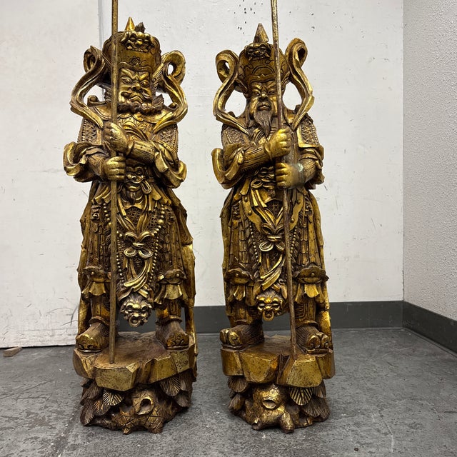 Chinese Menshen Warrior Statues, Guan Yu + Wei Tuo Set For Sale - Image 10 of 12