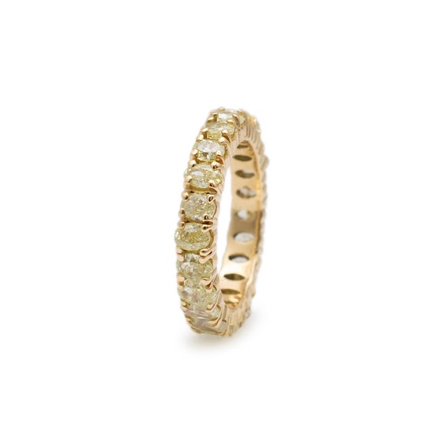Ladies 18K Yellow Gold Oval Yellow 2.33ct Diamond Full Eternity Wedding Band Size 6 For Sale - Image 4 of 8