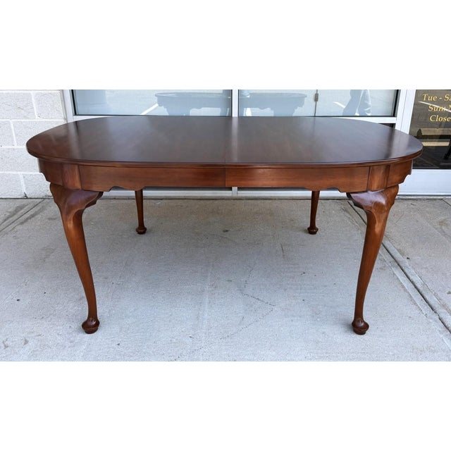 Late 20th Century Late 20th Century 7 Piece Henkel Harris Solid Cherry Dining Set With 3 Leaves For Sale - Image 5 of 18
