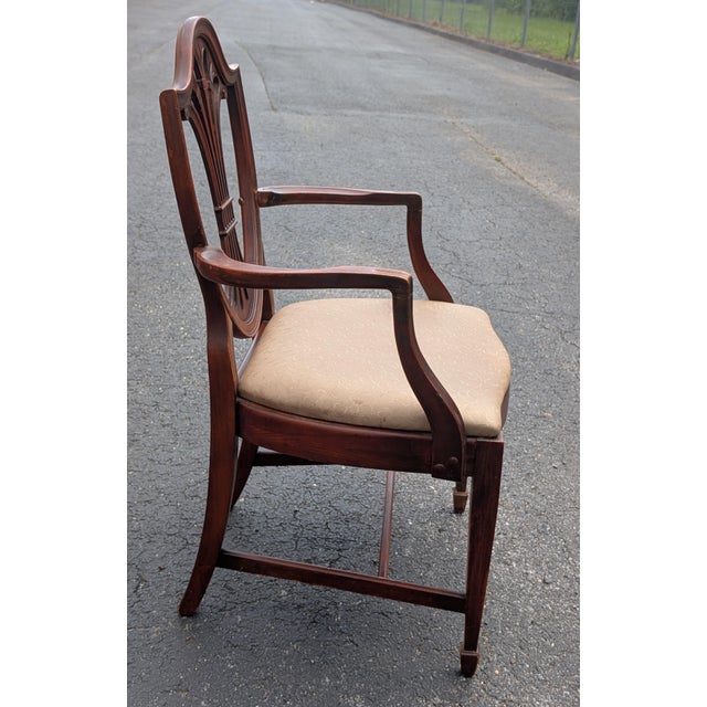 Vintage Drexel Hepplewhite Style Carved Shield Back Dining Chairs - Set of 4 For Sale - Image 9 of 18