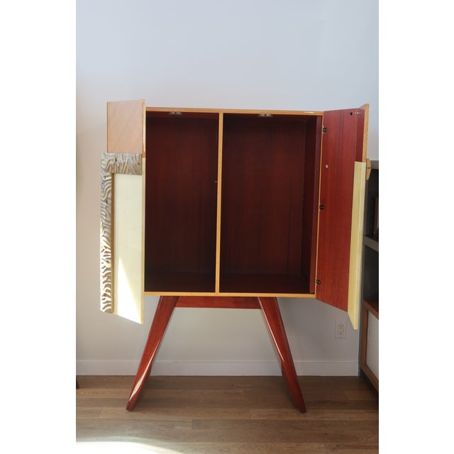 Dakota Jackson Late 20th Century Dakota Jackson Postmodern Dry Bar Cabinet in Lacquered Maple and Parchment For Sale - Image 4 of 15