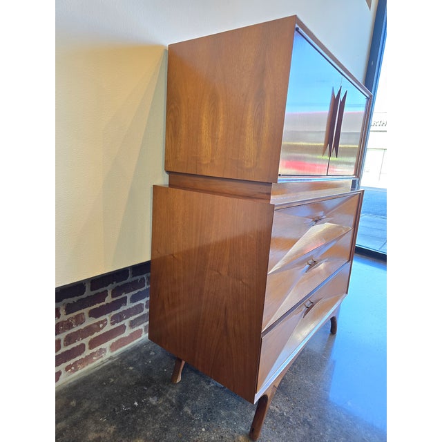 Yes, they are epic. Yes, we have the rest of the set listed... (see my seller profile) Yes, they have been misattributed...