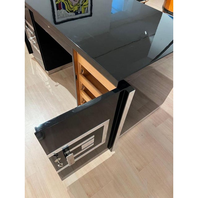Art Deco Desk in Black Lacquer, Walnut & Metal, France, 1930s-1940s For Sale - Image 18 of 18