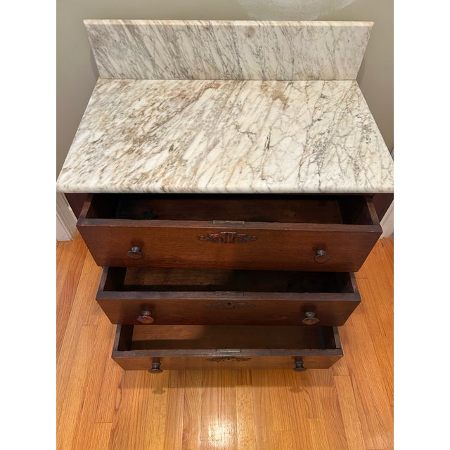 Victorian Early 20th Century Small Mahogany Chest For Sale - Image 3 of 7