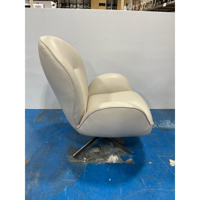 2020s HTL Corian Italian Leather High Back Swivel Chair For Sale - Image 5 of 8