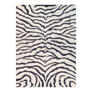 Edgy Hand-Tufted Ivory Area Rug- 9' 9'' X 13' 9'' For Sale
