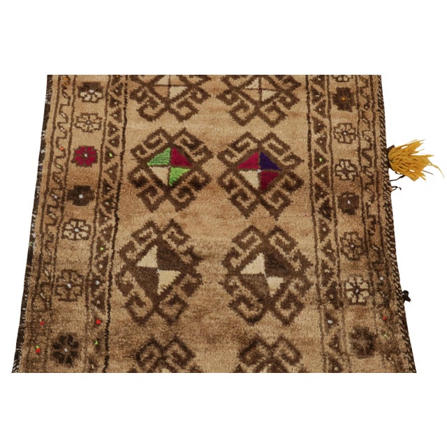 1920s Tribal Antique Baluch Persian Rug in Beige-Brown, Ram’s Horn Medallions For Sale - Image 5 of 7