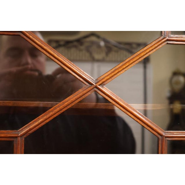 1960s Pair of English Regency Style Mahogany Inlaid Corner Cabinets For Sale In New York - Image 6 of 18