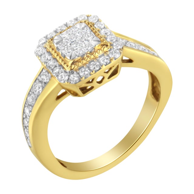 Contemporary 10KT Yellow Gold Diamond Cocktail Ring (5/8 cttw, H-I Color, SI2-I1 Clarity) For Sale - Image 3 of 7
