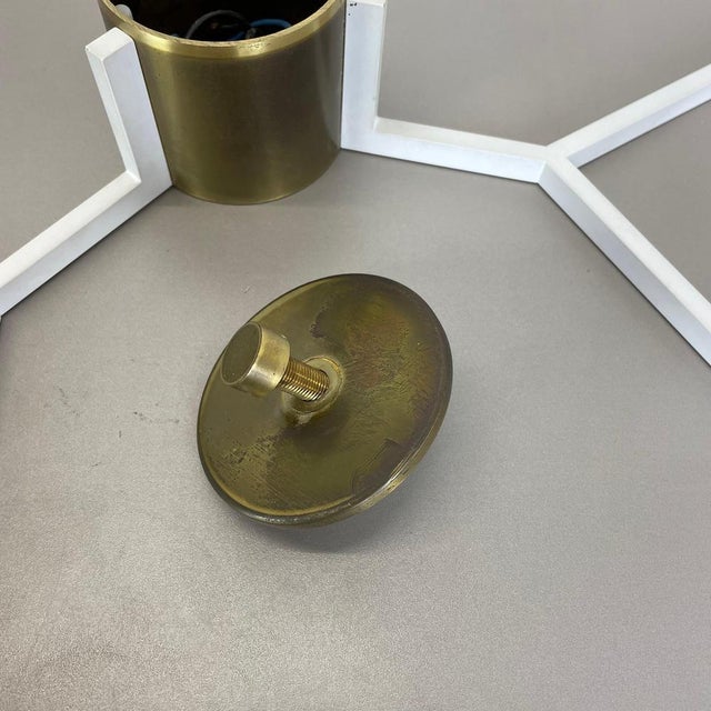 Large Brass Italian Cubic Sputnik Ceiling Light Flush Mount in the manner of Stilnovo, Gio Ponti, Italy, 1960s For Sale - Image 16 of 18