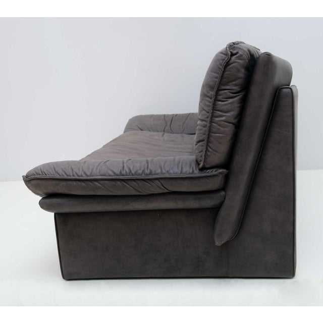 Set of Postmodern Sofa in Italian Leather by Nicoletti Salotti, 1980s For Sale - Image 9 of 12