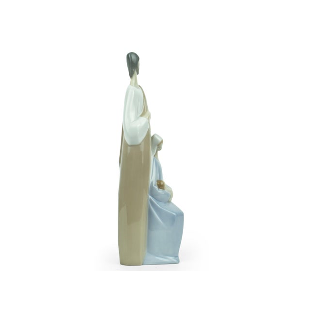 Lladro Vintage Handmade Lladro Holy Family by Fulgencio García Figurine Spain For Sale - Image 4 of 8