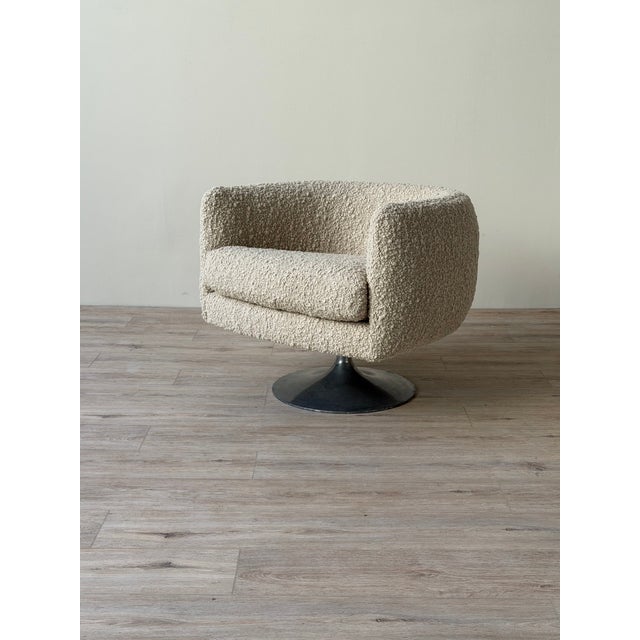 Wool Bouclé Swivel Chair Attributed to Milo Baughman for Thayer Coggin For Sale - Image 10 of 12