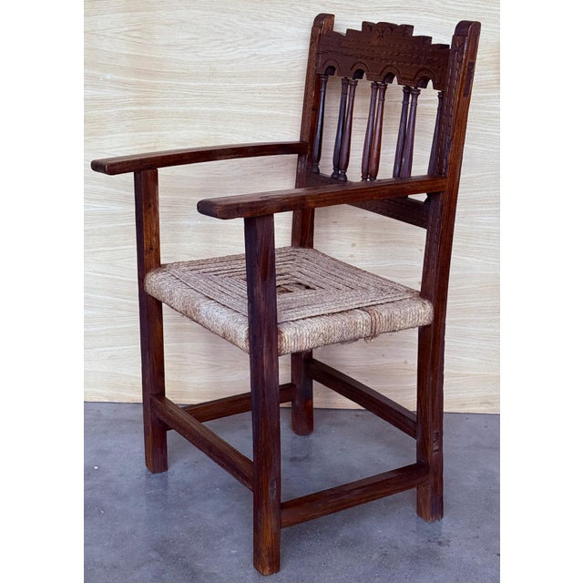 Early 20th Century 20th Century Pair of Catalan Throne Armchairs in Walnut and Caned Seats For Sale - Image 5 of 18