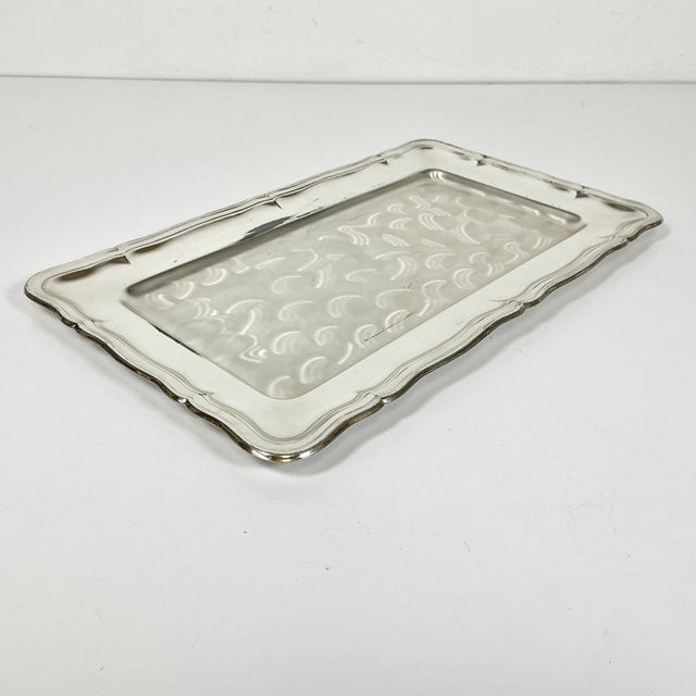 1980s Postmodern Hollywood Regency Chrome Finish Serving Tray. For Sale - Image 4 of 10