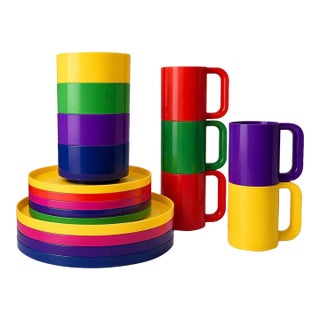 1970s Heller Massimo Postmodern Plastic Dinnerware Vignelli Rainbow Stacking Mug & Plate Set - 18pcs For Sale