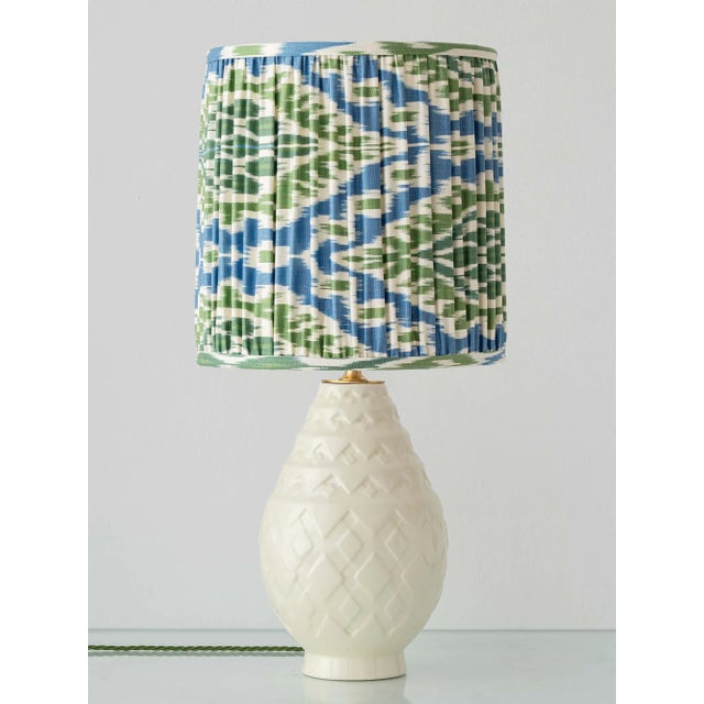 Vintage Ceramic Urn Table Lamp in Glacial Blue with New William Morris Shade For Sale - Image 13 of 13