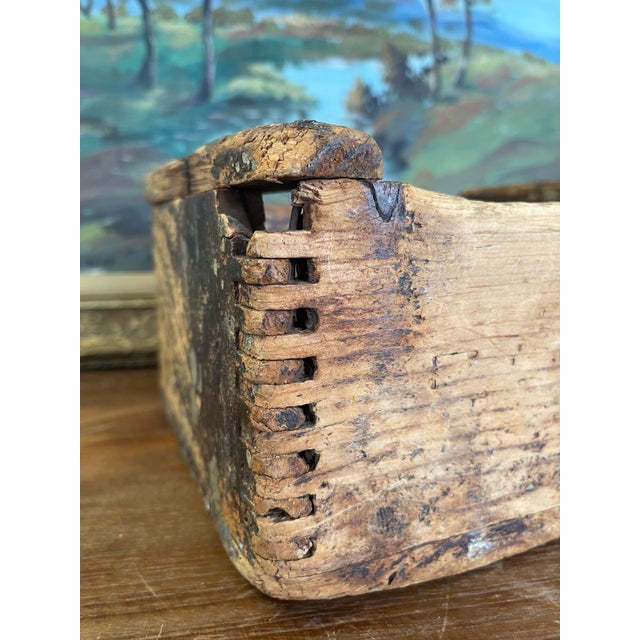 Early 20th Century Handcrafted Primitive Dovetail Wooden Storage Box For Sale - Image 10 of 11