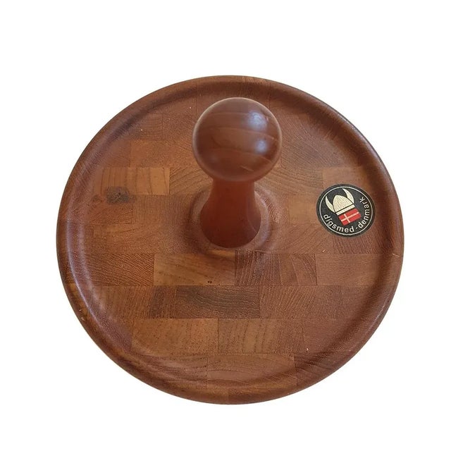 Mid-Century Modern Cheese Board Serving Tray from Digsmed For Sale - Image 3 of 5