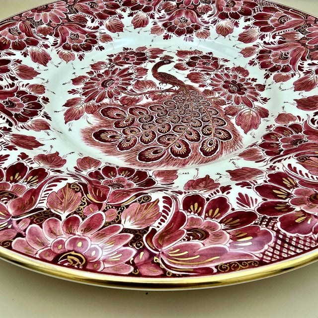 20th Century Delft Red Regina Wall Plate with Peacock Motif and Gold Decoration, Holland, 1950s For Sale - Image 13 of 17