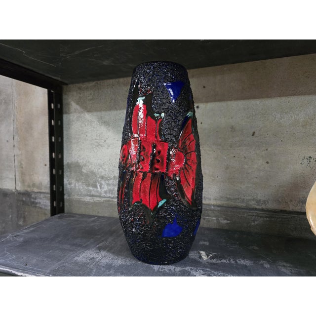 Large Fat Lava Fish Vase from Scheurich Keramik, West Germany, 1970s For Sale - Image 4 of 14