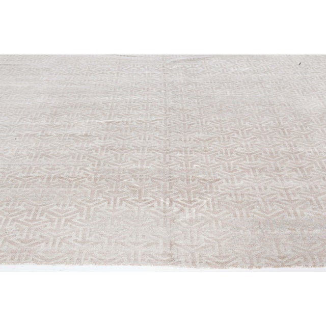 Early 21st Century Modern Terra Rug in Natural Wool by Doris Leslie Blau For Sale - Image 5 of 8