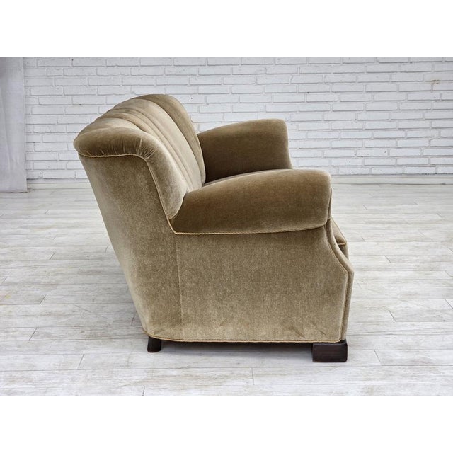 Danish 3-Seater Sofa in Green Velour with Oak Legs, 1960s For Sale - Image 6 of 18