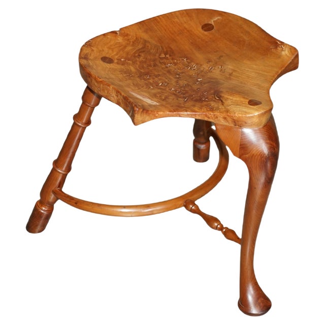 Burr Yew Wood Tripod Stool with Timber Grain For Sale