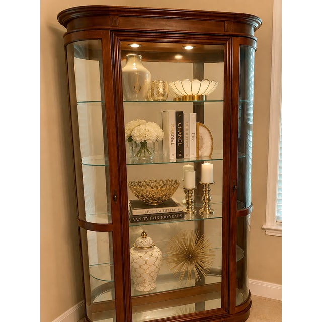 1960s Elegant Pulaski Display Cabinet With Curved Glass For Sale - Image 11 of 13