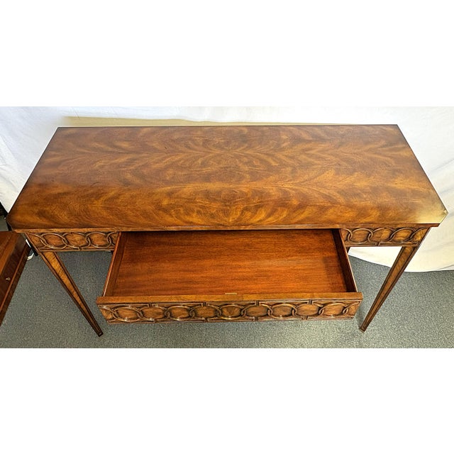 Theodore Alexander Mahogany Console Table With Center Drawer and Circular Pattern Apron For Sale In West Palm - Image 6 of 17