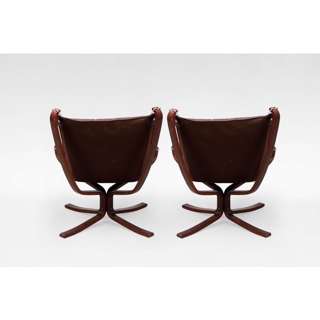1970s Vintage Falcon Chairs and Ottoman in Brown Leather and Plywood by Sigurd Ressell for Vatne Møbler, 1970s, Set of 3 For Sale - Image 5 of 8