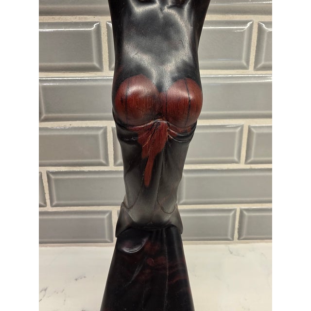 Vintage Mid-Century Balinese Modernist Water Carrier – 14-Inch Two-Tone Ebony Carving For Sale - Image 9 of 10
