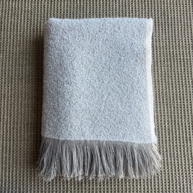 Cream Belgian Linen and Wool Throw For Sale - Image 4 of 7