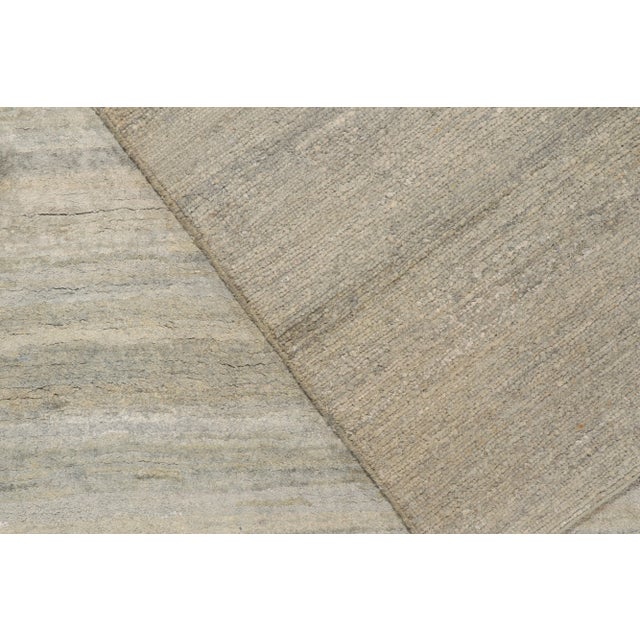 Rug & Kilim’s Contemporary Rug in Solid Silver-Gray With Striae For Sale In New York - Image 6 of 6