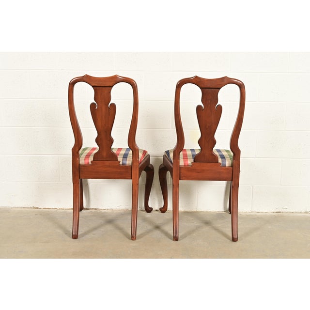 Henkel Harris Queen Anne Solid Cherry Wood Dining Chairs, Set of Six For Sale - Image 11 of 13