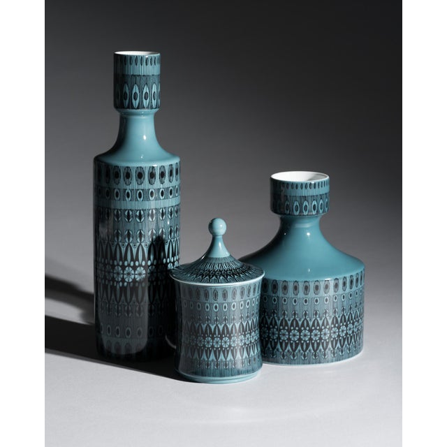 Mid-Century Modern Turquoise Porcelain Vase and Lidded Box Set by Hans Theo Baumann for Rosenthal, 1964, Set of 3 For Sale - Image 3 of 17