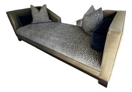 Example of Wesley Hall Furniture Standard Sofas