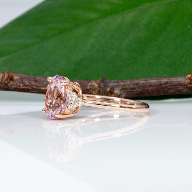 Metal 2.7Ct Cor De Rosa Morganite Ring With Earth-Mined Diamonds: Solid 14k Gold, Size 6.75 For Sale - Image 7 of 9