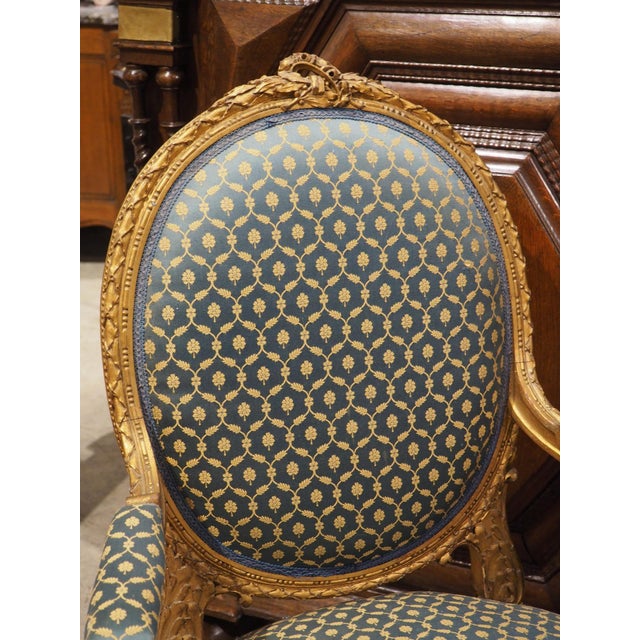 Wood Pair of 19th Century French Giltwood Louis XVI Style Médaillon Armchairs For Sale - Image 7 of 12