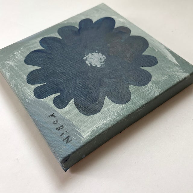 Abstract Flower Twenty Two. Mini Painting by Robin Zingone. For Sale - Image 3 of 4