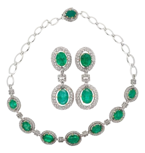 32 Carat Emerald and Rose-Cut Diamond Necklace & Earring Set in 18k Gold
