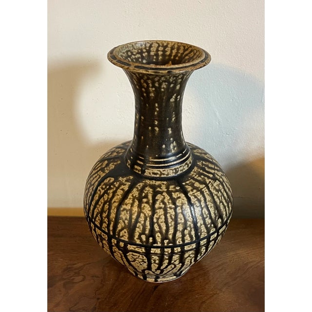 Mid Century Modern American Art Pottery Studio Vase With Spit Drip