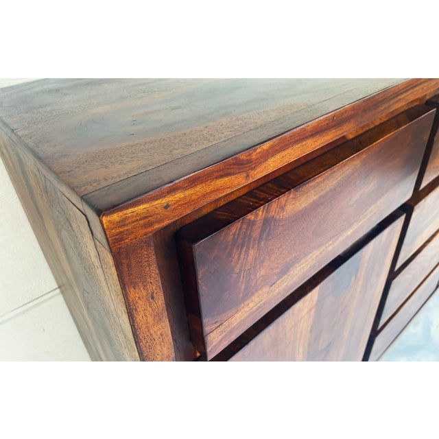 Mid-Century Modern Large Rosewood Chest of 6 Drawers, 1990s For Sale - Image 3 of 18