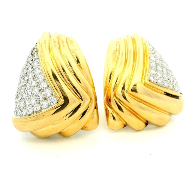 Vintage Italian 18k Gold & 3 Carat Diamond Sculptural Clip-on Earrings, Pair For Sale - Image 11 of 12