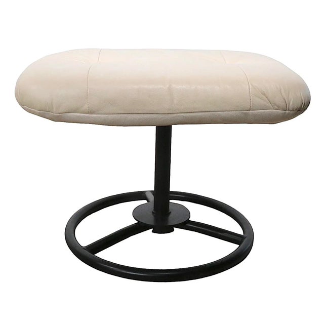 Mid-Century Modern Adjustable Leather Lounge Chair With Ottoman by Pallister of North Dakota For Sale - Image 3 of 13